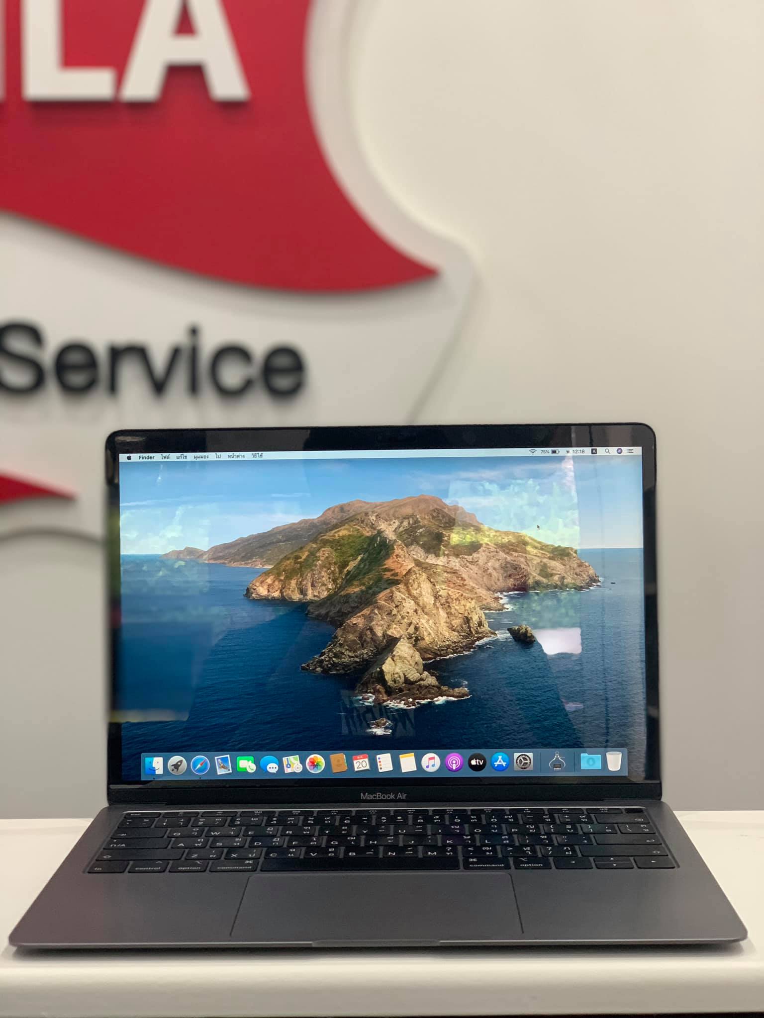 เครื่องสวย ดีไซน์เท่ พกพาสะดวกสุดๆ Macbook Air 13