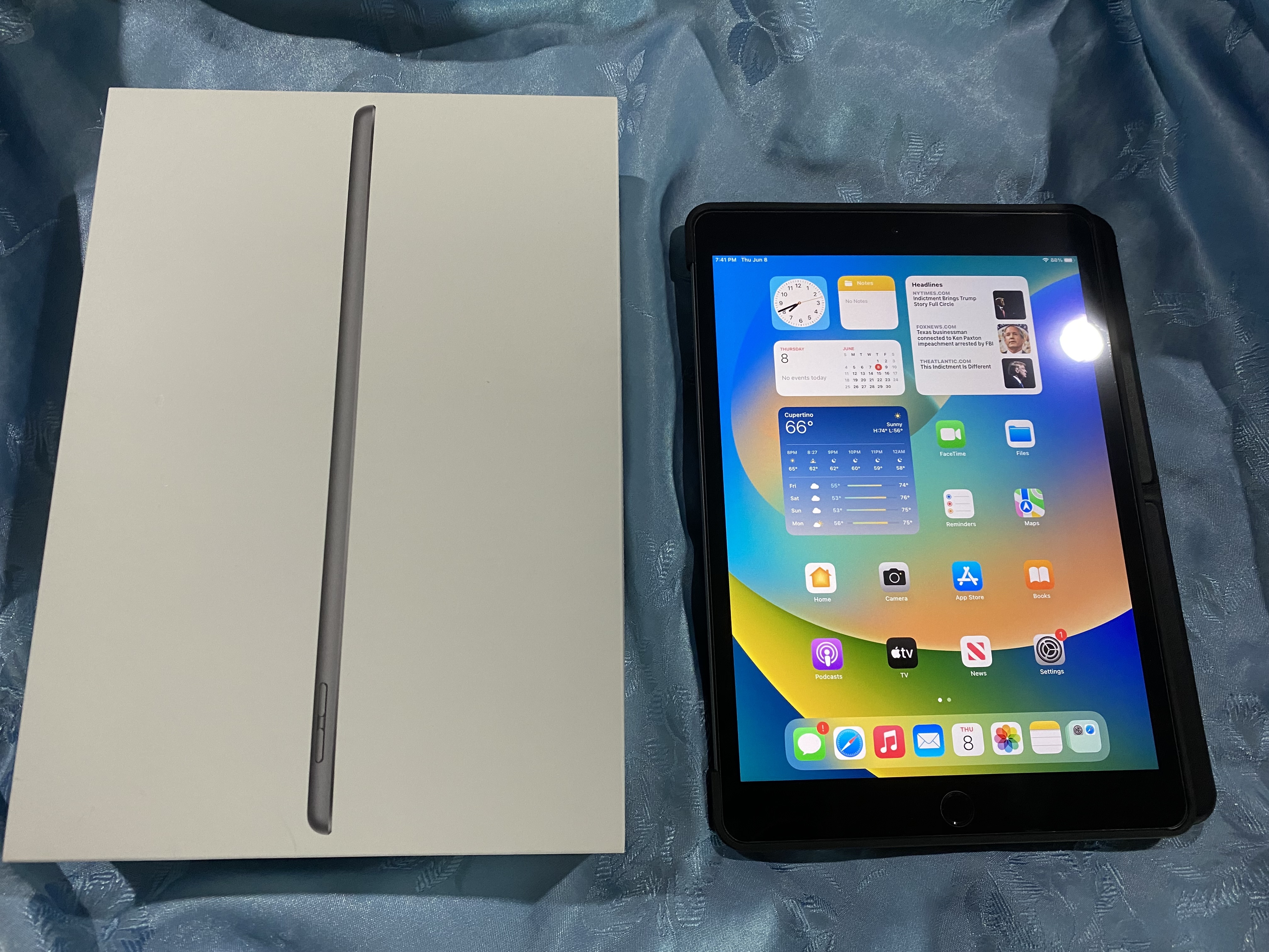 iPAD GEN 9 64GB WIFI เทาสเปซเกรย สภาพใหม่เอี่ยม ไม่ค่อยใช้