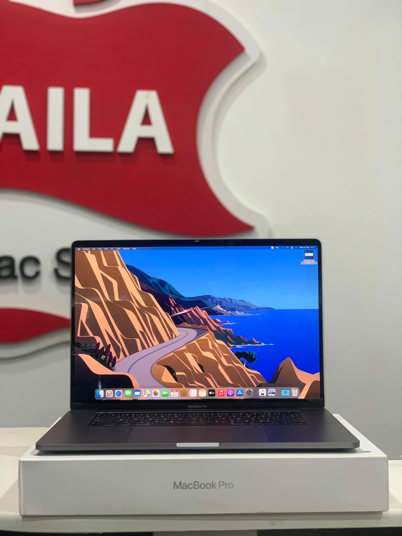 CTO MacBook Pro Retina 16